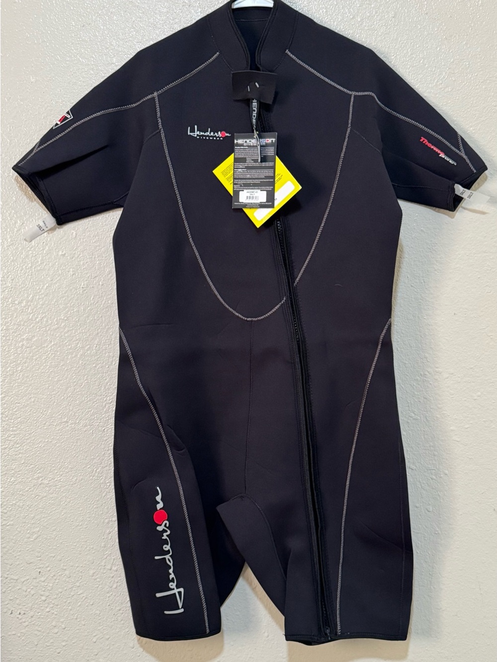 NWT Henderson Thermoprene Men’s Sz. 3XLT Shorty Wetsuit Diving Swim Beach Surf